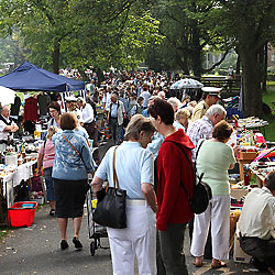 Flohmarkt im Ring